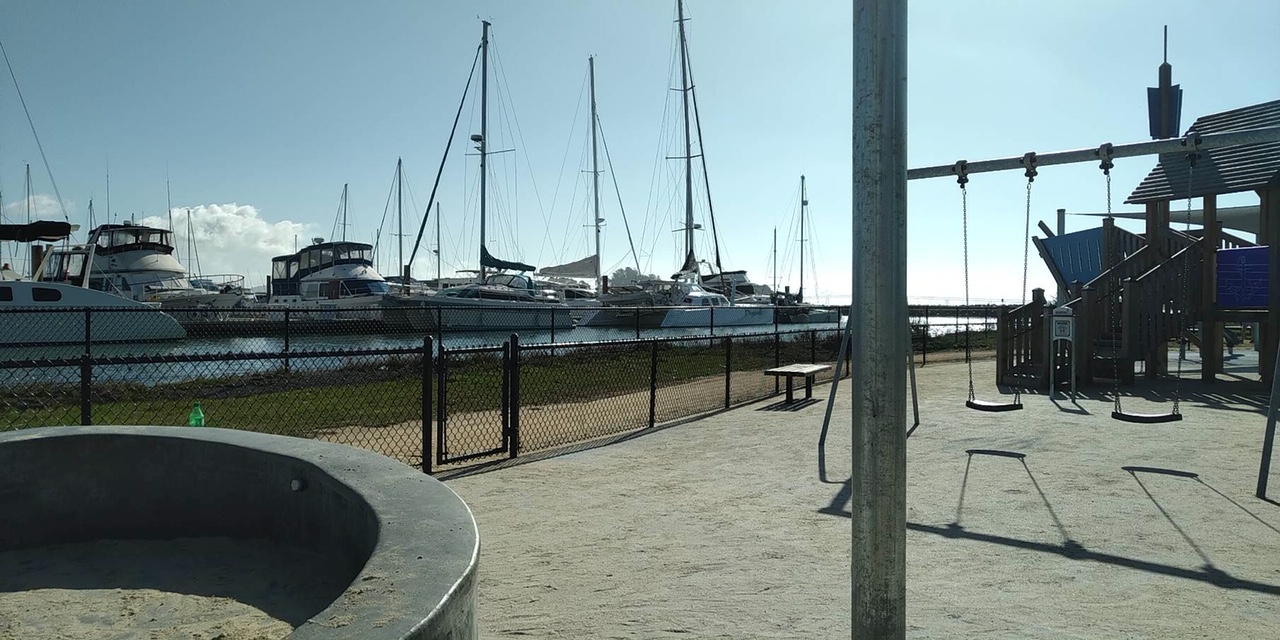 コーポレートサイトにちょうどいい国産CMS